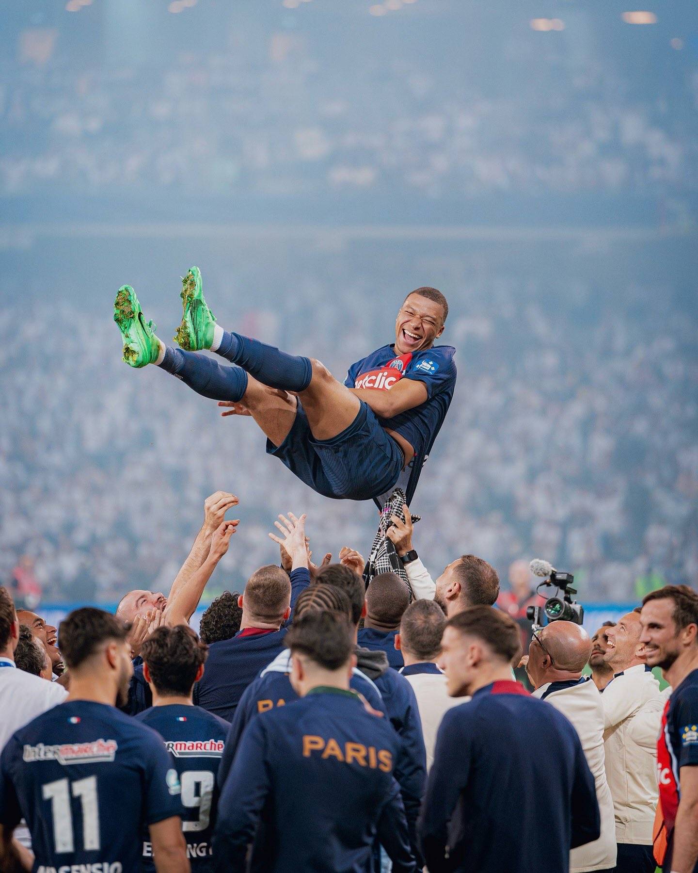 关于姆巴佩连续二十场比赛得分超过赛况扑朔迷离，巴黎圣日耳曼挑战极限！的信息