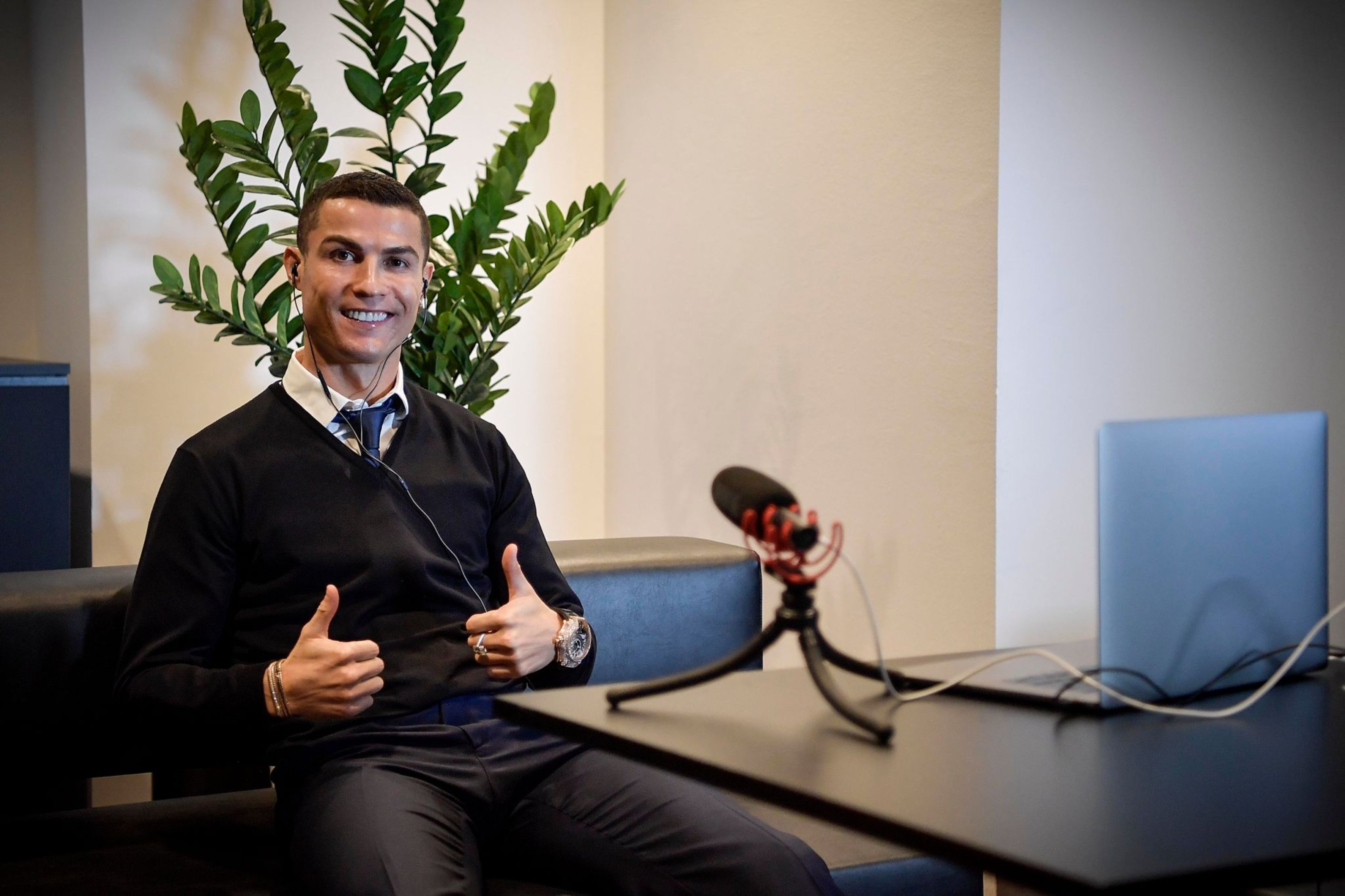 C罗重要时刻险胜，巴塞罗那带队取胜！